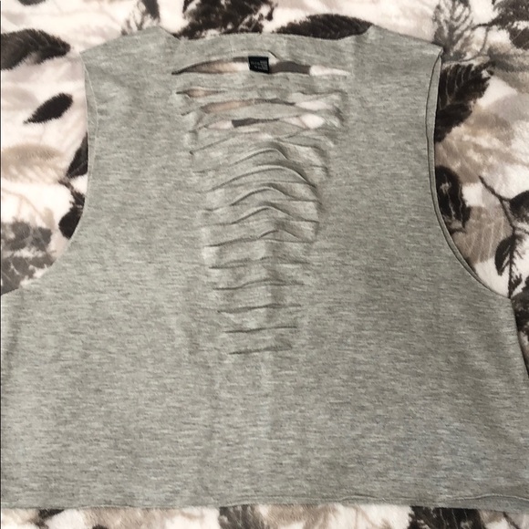 Muscle Top - Picture 4 of 4